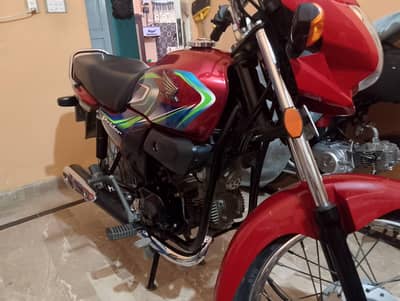 HONDA PRIDOR 2025 6800KM