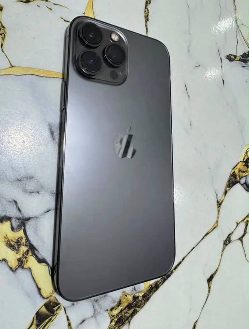 Apple iPhone 13 Pro Max 4