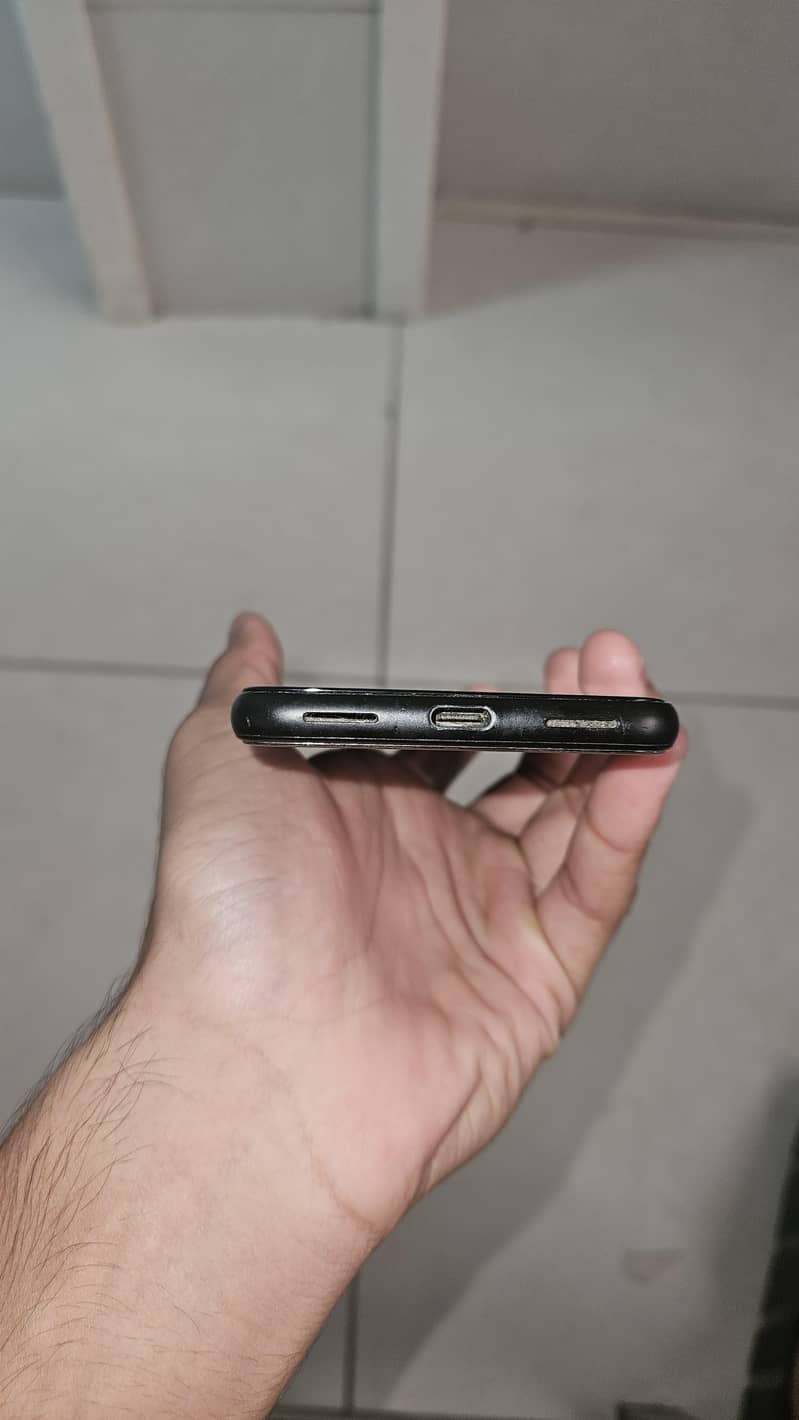 Google Pixel 4 7