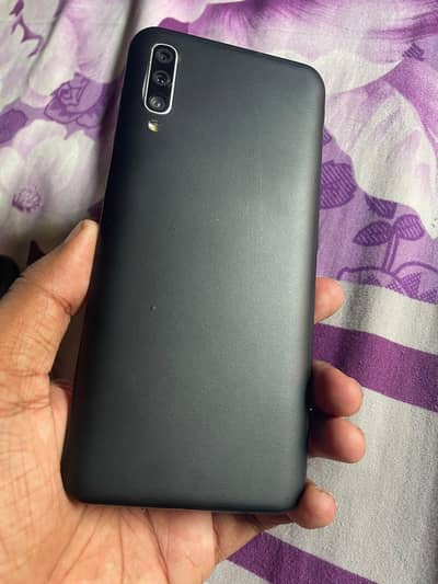 Samsung Mobile A50