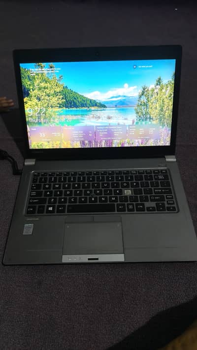 Toshiba Laptop Behtareen condition 8gb ram 512 ssd