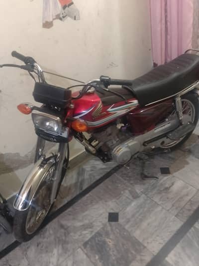 Honda 125. model 16