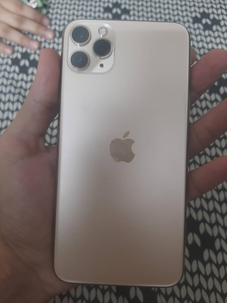 Apple iPhone 11 Pro Max 1