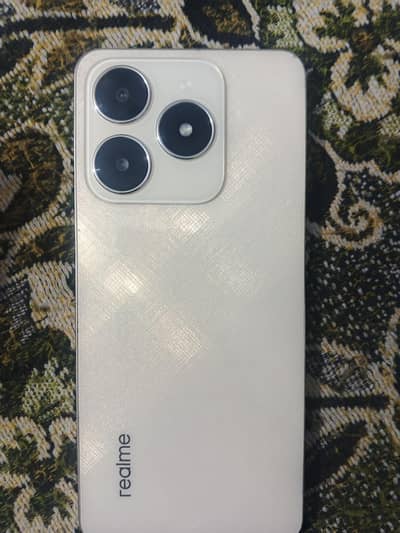 Realme C61