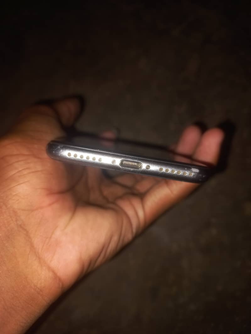 IPhone 8 2