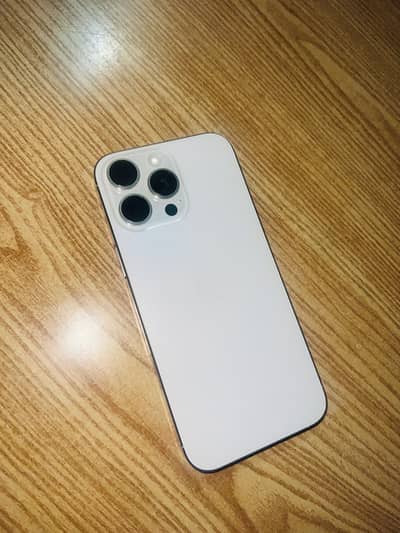 Apple iPhone 16 Pro Max