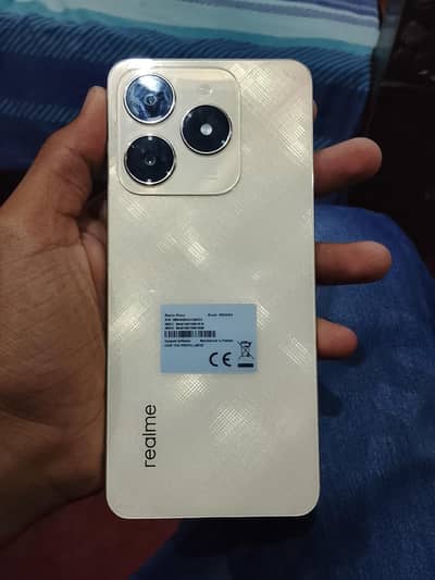 Realme C61