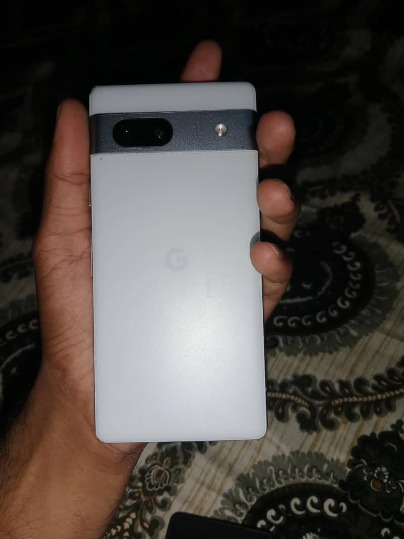 Google Pixel 7a 1