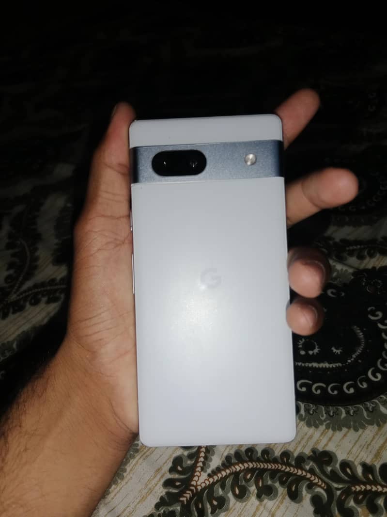 Google Pixel 7a 2