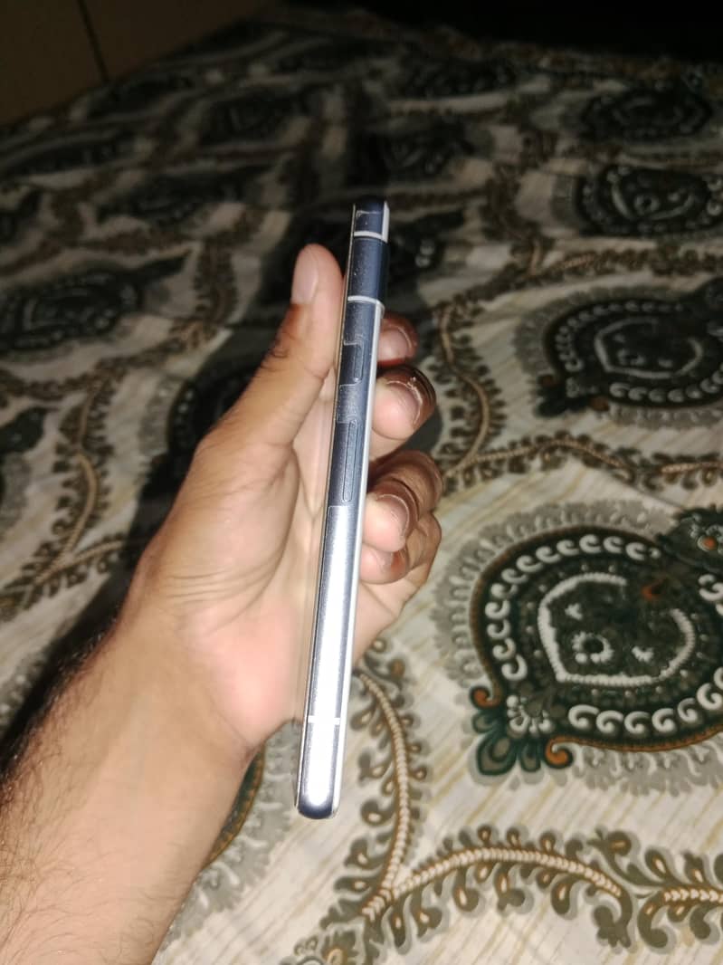 Google Pixel 7a 3