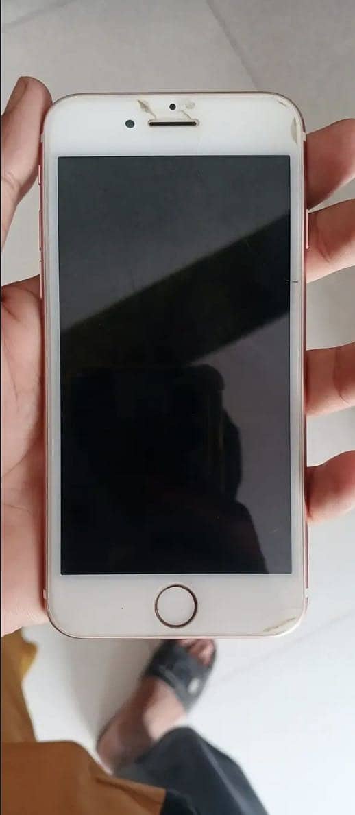 Apple iPhone 7 1