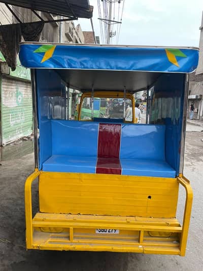 Rozgar Rickshaws CNG Auto