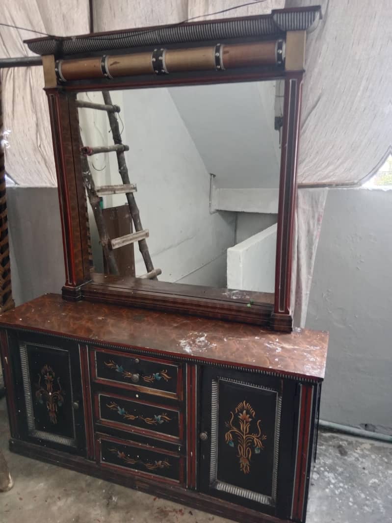 Dressing Table 2