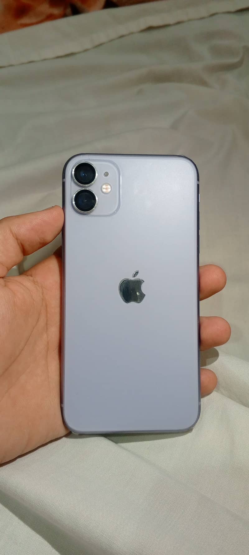 Apple iPhone 11 0
