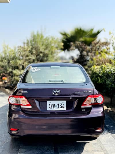 Toyota Corolla Altis 2013