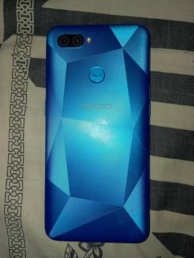 OPPO A12