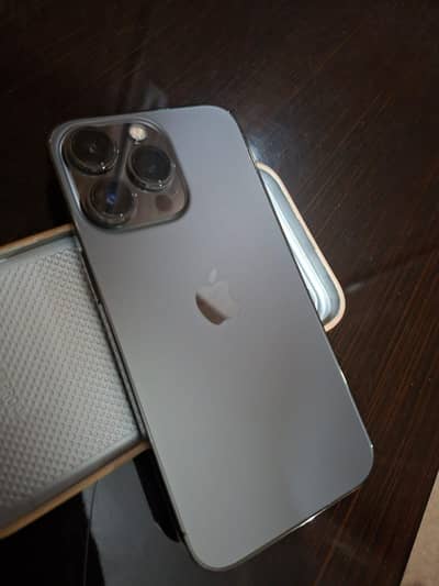 Apple iPhone 13 Pro