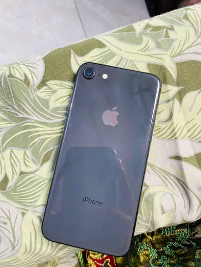 Apple iPhone 8