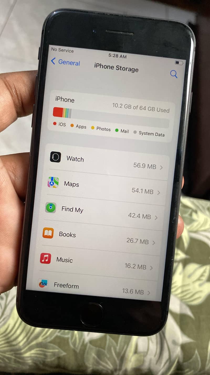 Apple iPhone 8 6