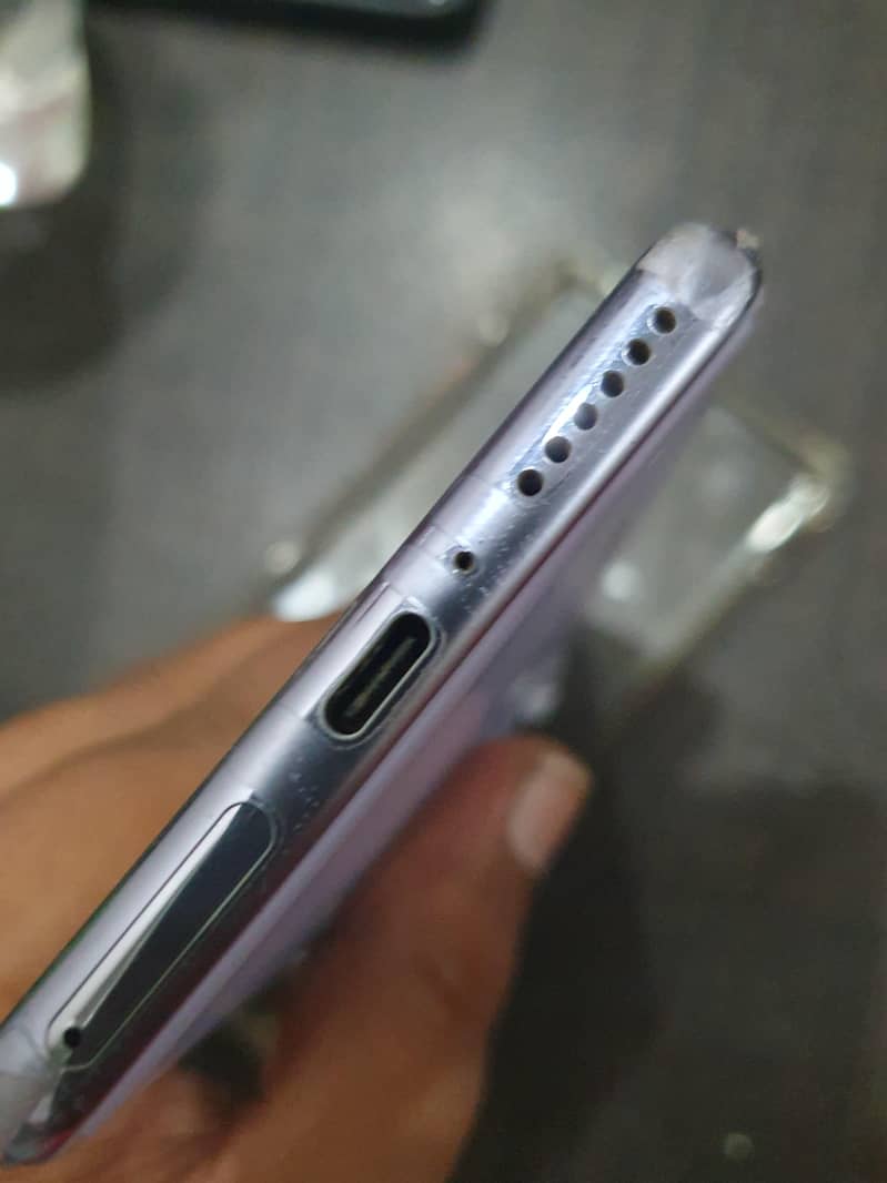 Xiaomi Redmi Note 14 Pro 3