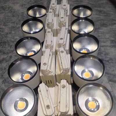 spot light track light