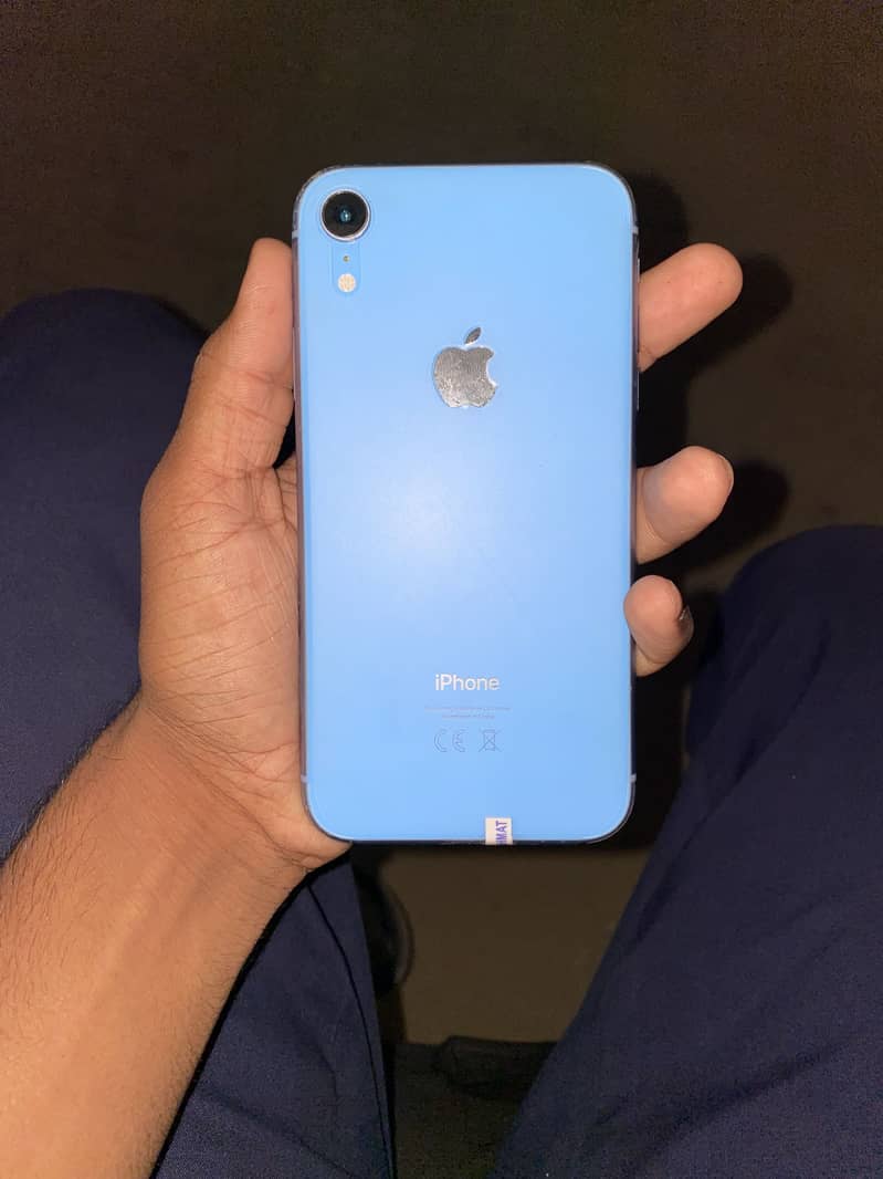 Apple iPhone XR 0
