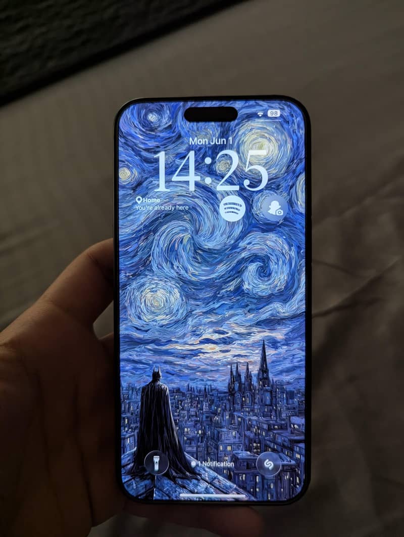 Apple iPhone 15 Pro Max 1