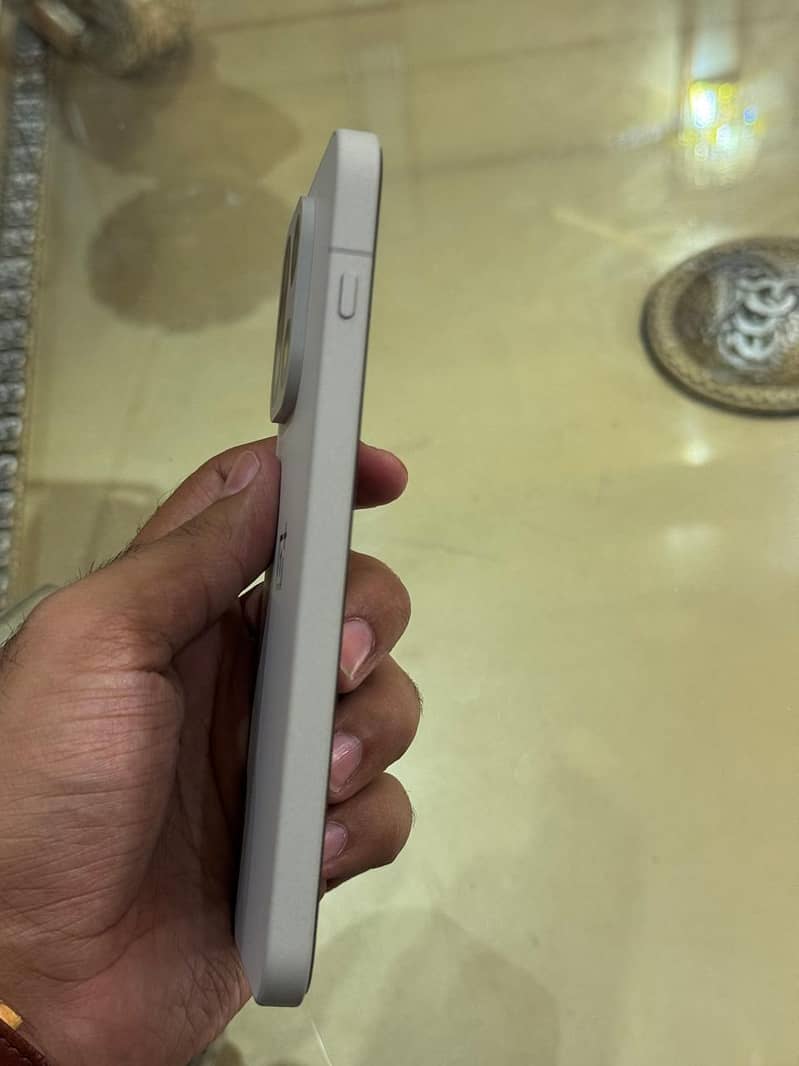 One Plus 15 4