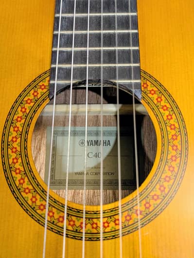 Yamaha C40-ii