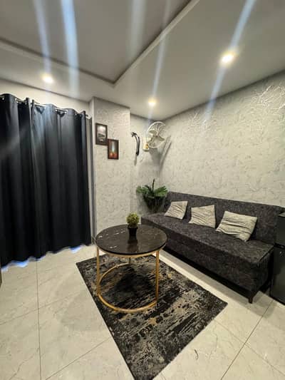 Elegant Furnished Apartment for Short Stay-Daily Stay Bahria Town Lahore