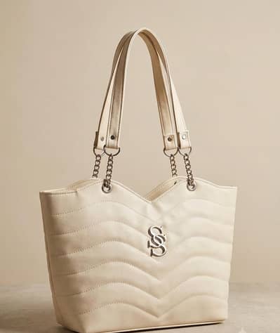leather hand purse 