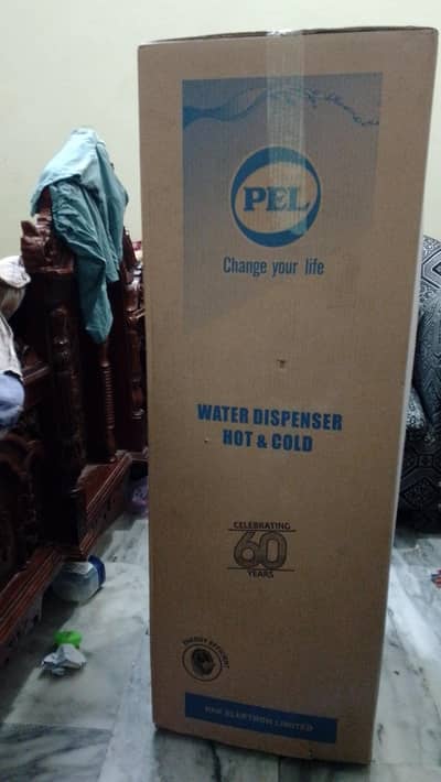 water dispenser hot and cold