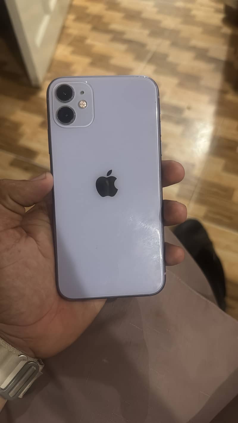 Apple iPhone 11 3