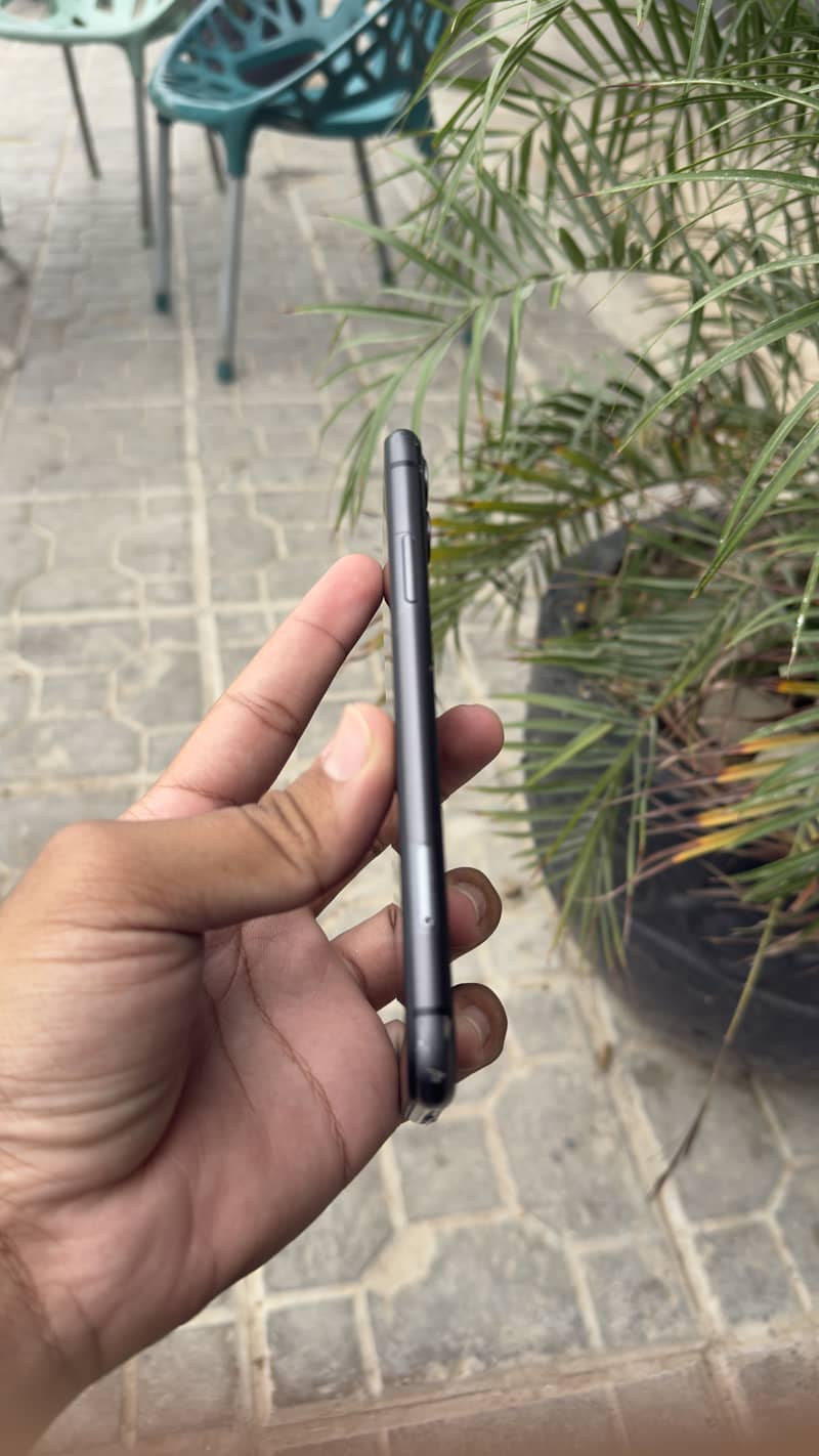 Apple iPhone 11 2