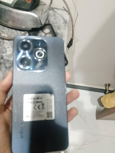Infinix Hot 40i