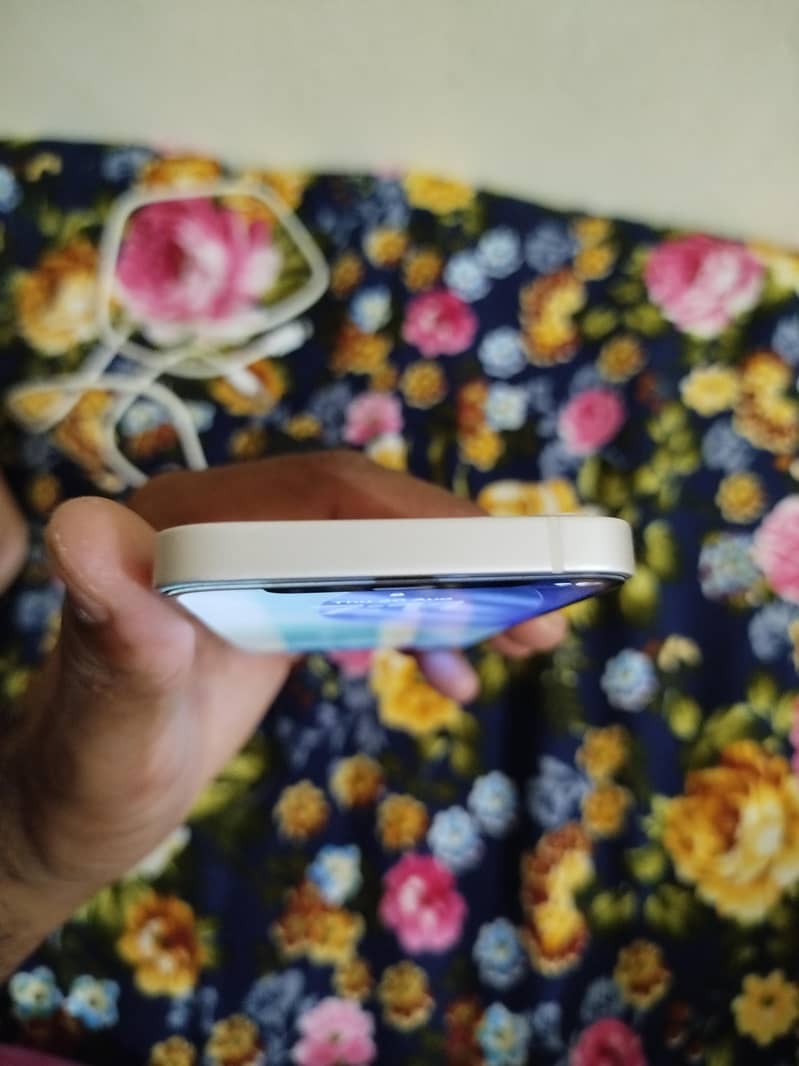 Apple iPhone 12 mini 5