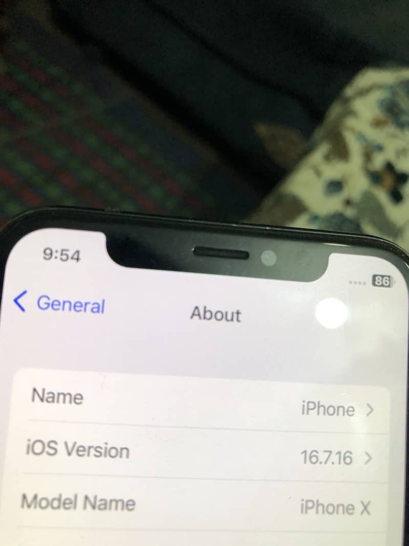 Apple iPhone X 4