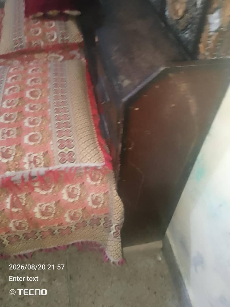 double bed 0