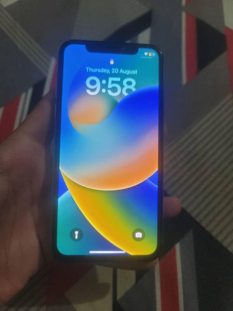 Apple iPhone X 0