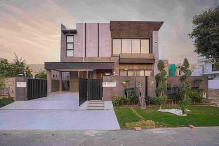 ANW REAL ESTATE PROUDLY OFFERS: 1 KANAL ELEGANT AND FULLY MAINTAINED SUPER HOT LOCATED BUNGALOW IS AVAILABLE IN THE BEST BLOCK OF DHA PHASE 5 LAHORE.