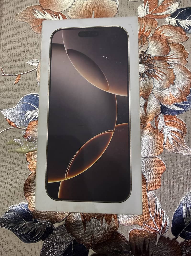 Apple iPhone 16 Pro Max 0
