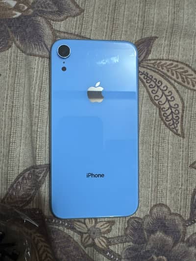 I phone xr back geniun condition 10/10