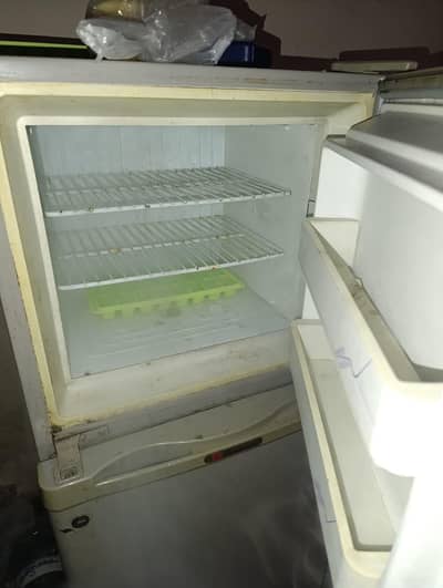 Used Small 2-Door Fridge for Sale | Excellent Cooling