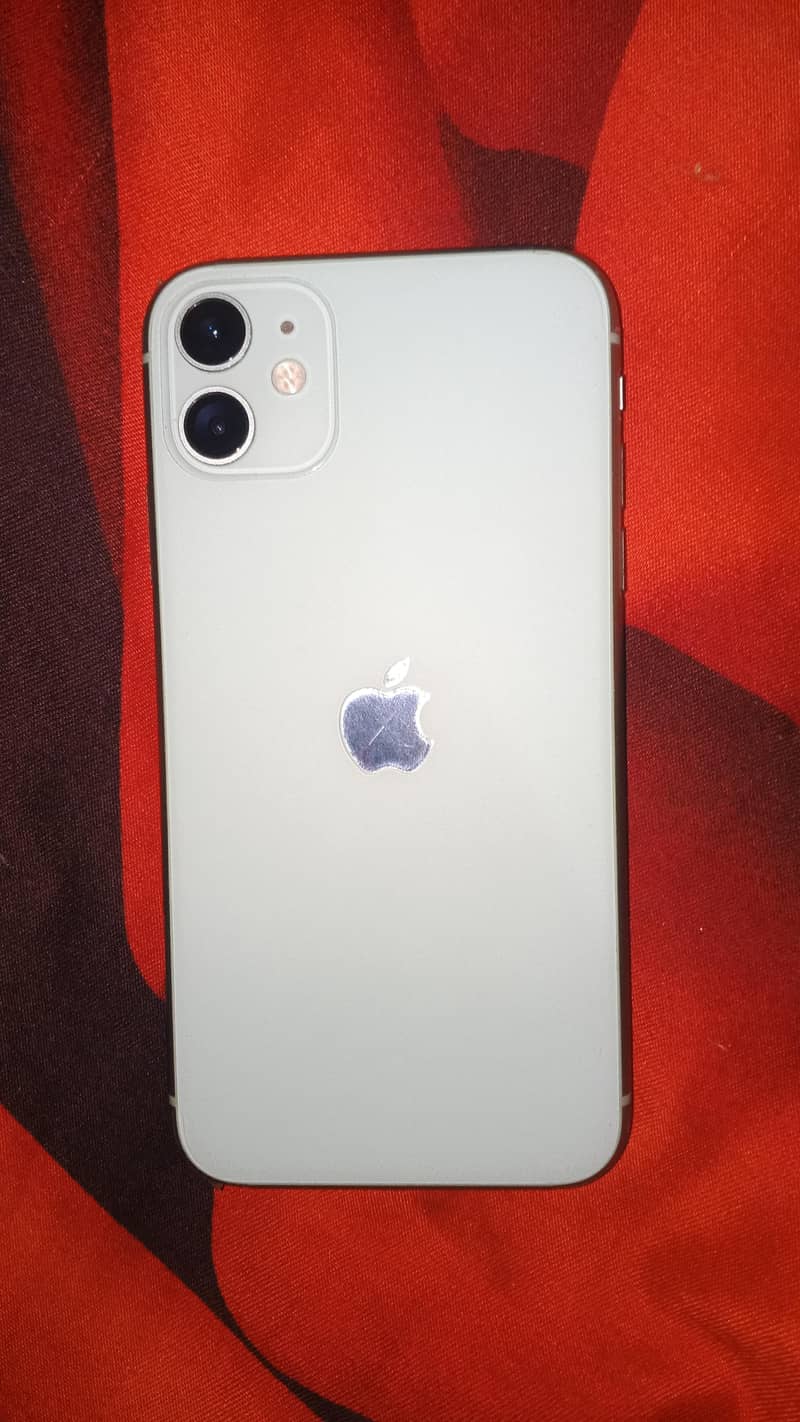 Apple iPhone 11 0