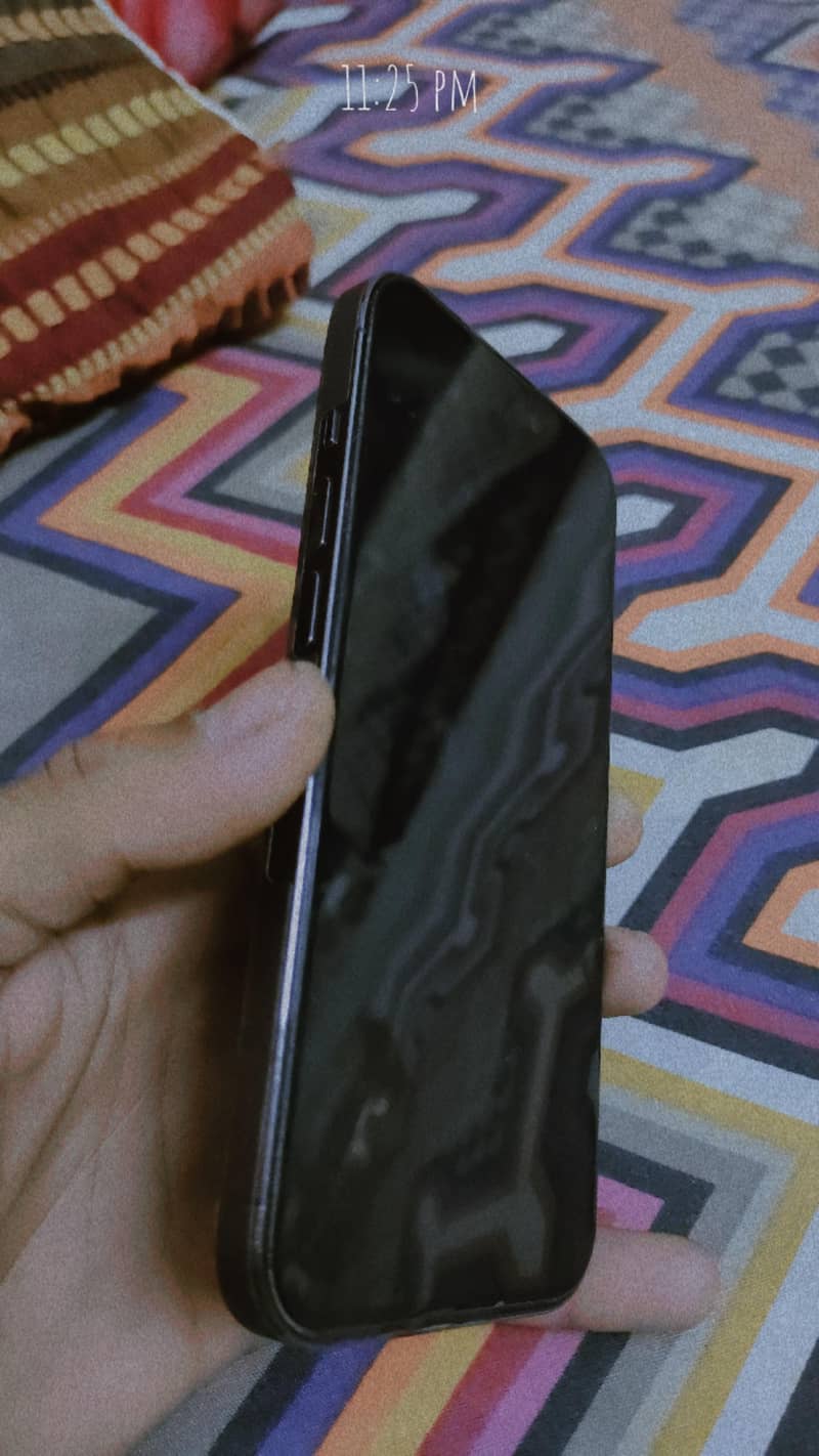 Apple iPhone 14 Pro 3