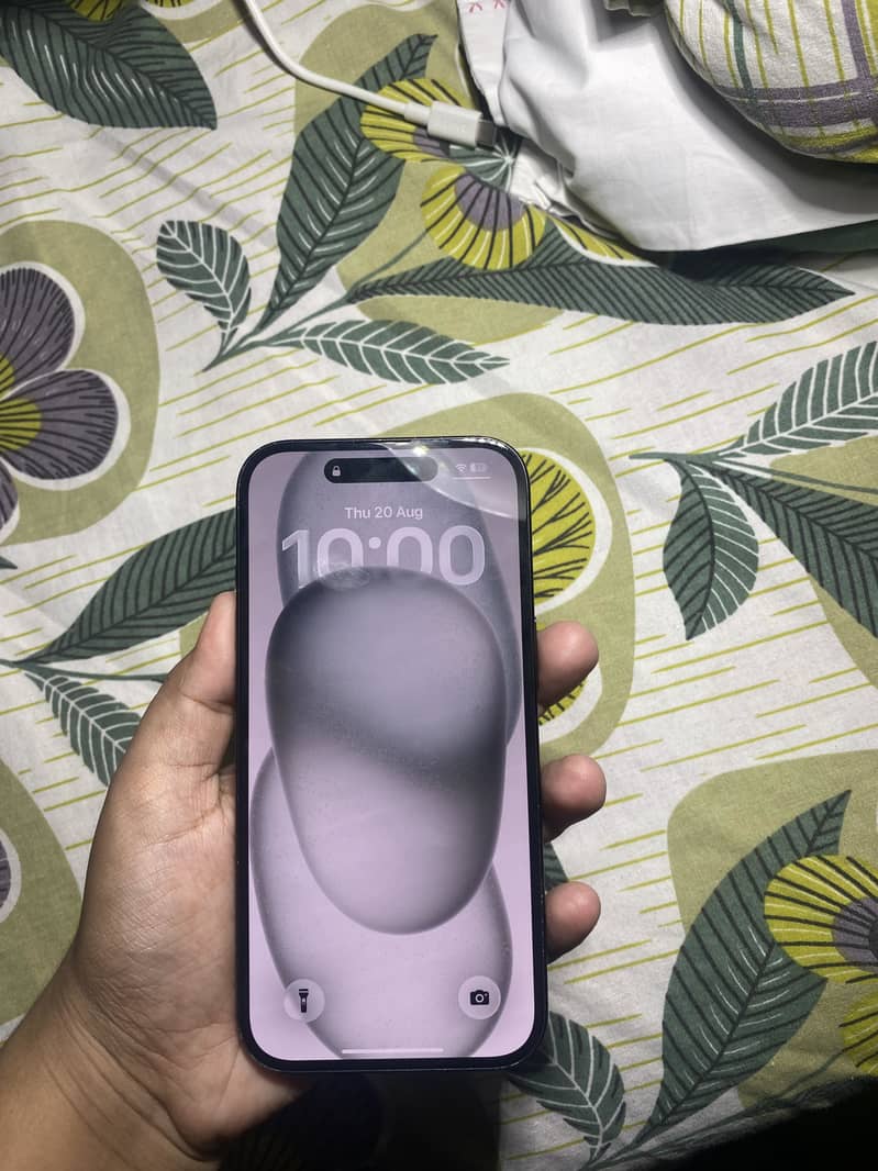 Apple iPhone 15 1