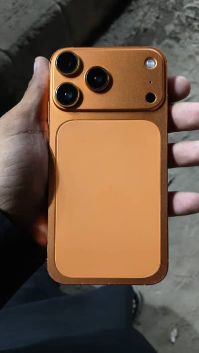 Apple iPhone XR comvert im 17 pro  for sale amd exchamge possivle