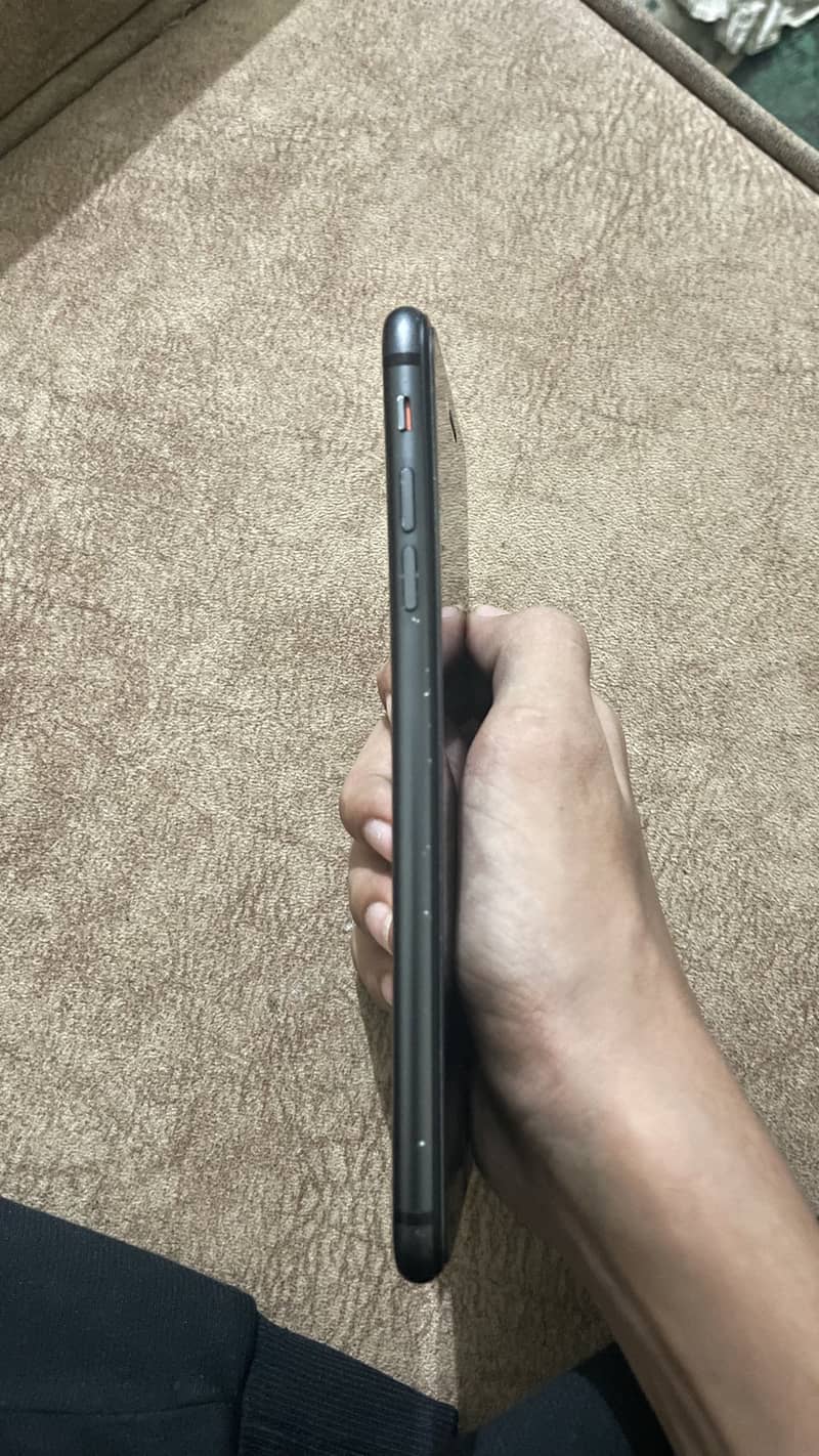 iPhone 8 Plus (Read Description) 2