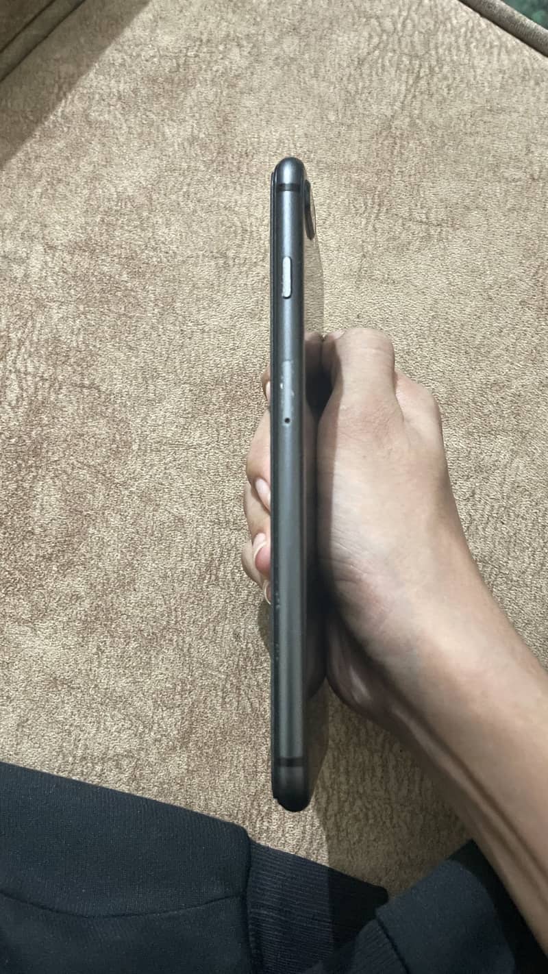 iPhone 8 Plus (Read Description) 3
