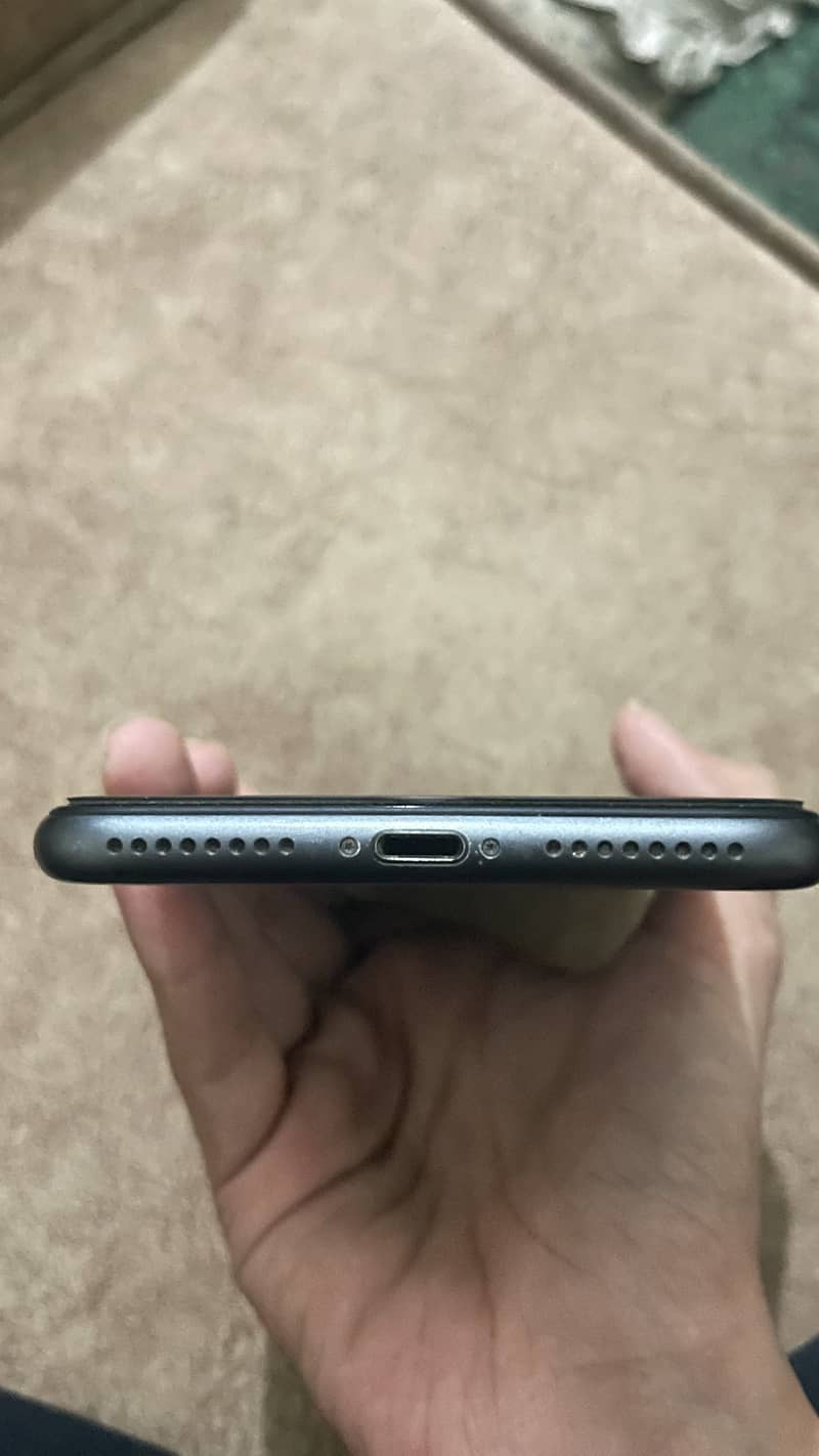 iPhone 8 Plus (Read Description) 5